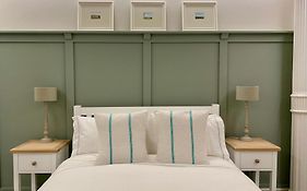 Victoria Bar Wall Apartment, Central York - Free Parking